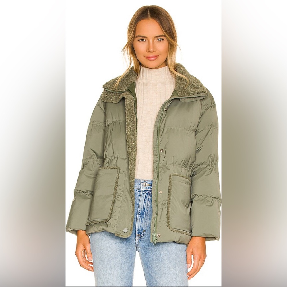 Line and Dot Olive green Saylor coat
